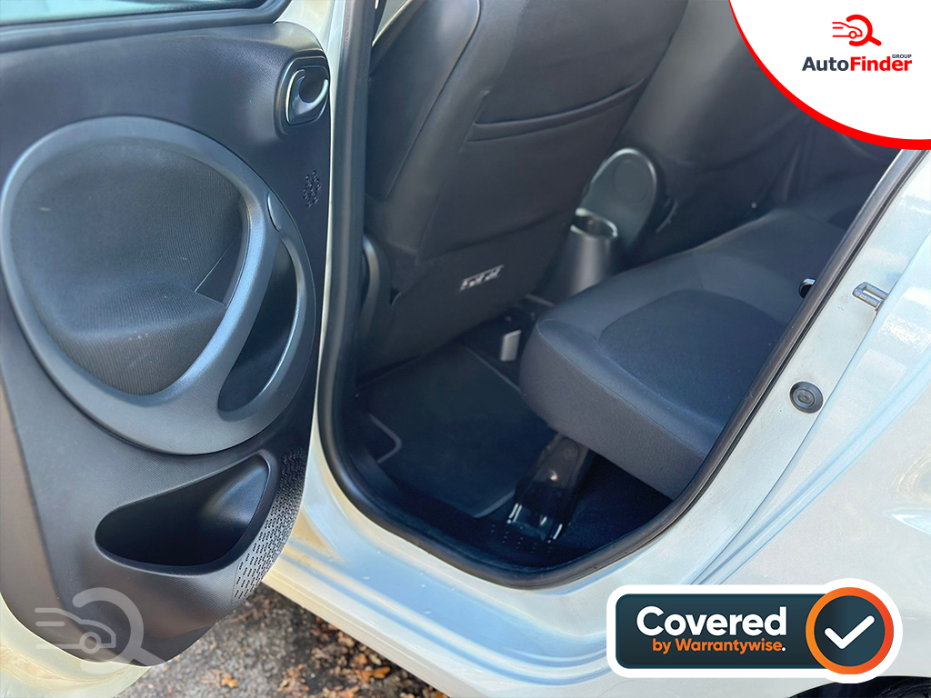 
								Smart forfour White full									