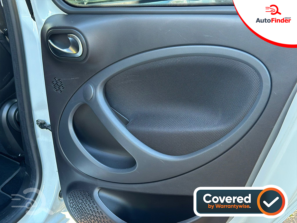 
								Smart forfour White full									