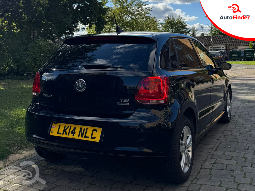 
								Volkswagen Polo full									