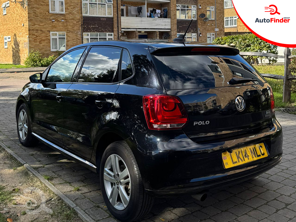 
								Volkswagen Polo full									