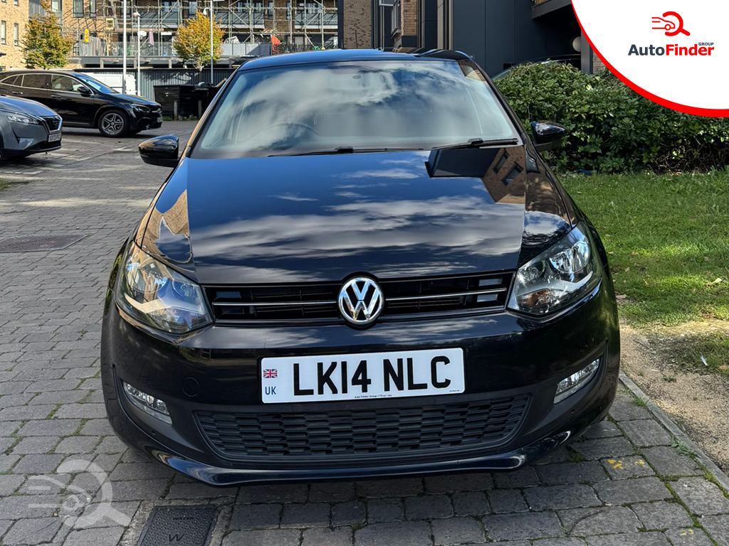 
								Volkswagen Polo full									