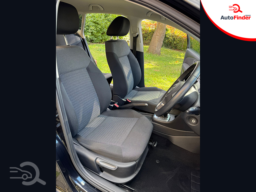 
								Volkswagen Polo full									