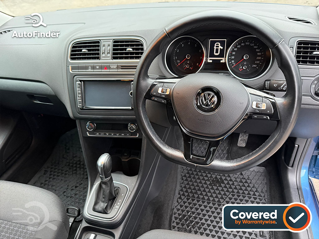 
								Volkswagen Polo full									