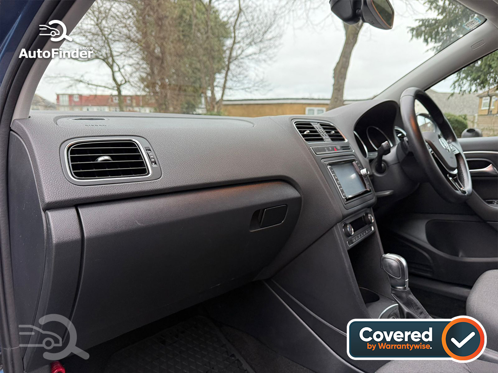 
								Volkswagen Polo full									