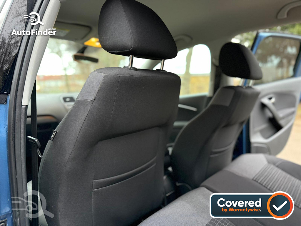 
								Volkswagen Polo full									