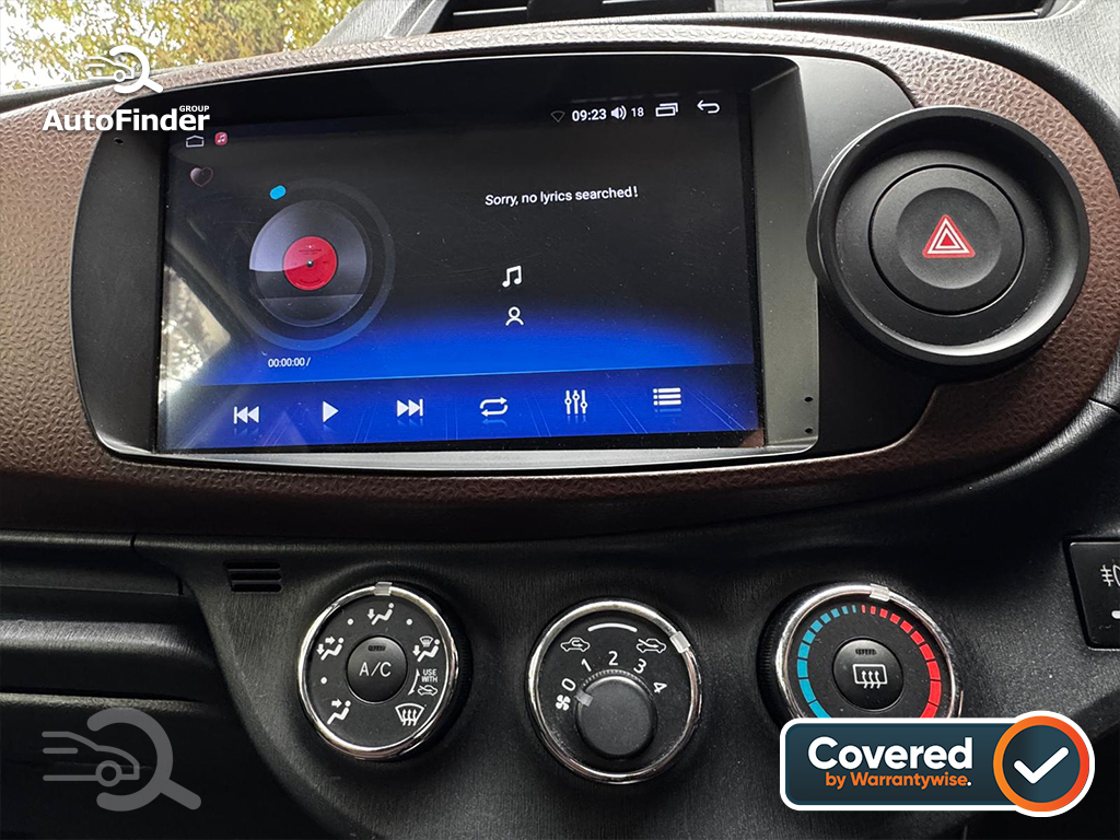 
								Toyota Vitz (Yaris) full									