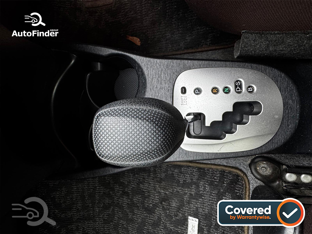 
								Toyota Vitz (Yaris) full									