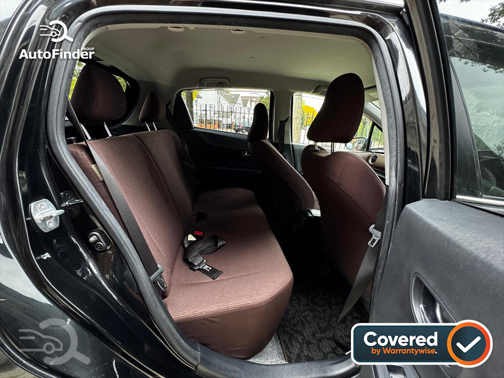 
								Toyota Vitz (Yaris) full									