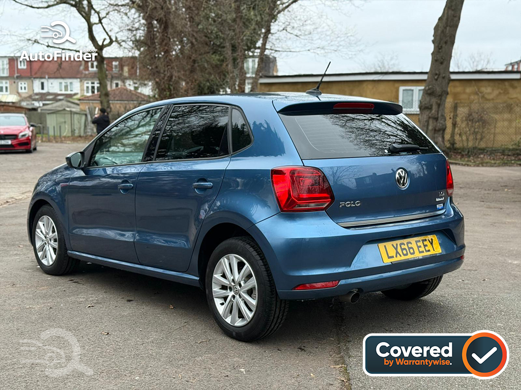 
								Volkswagen Polo full									