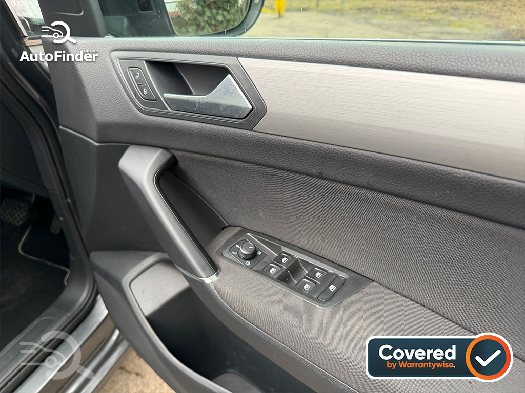 
								Volkswagen Touran full									