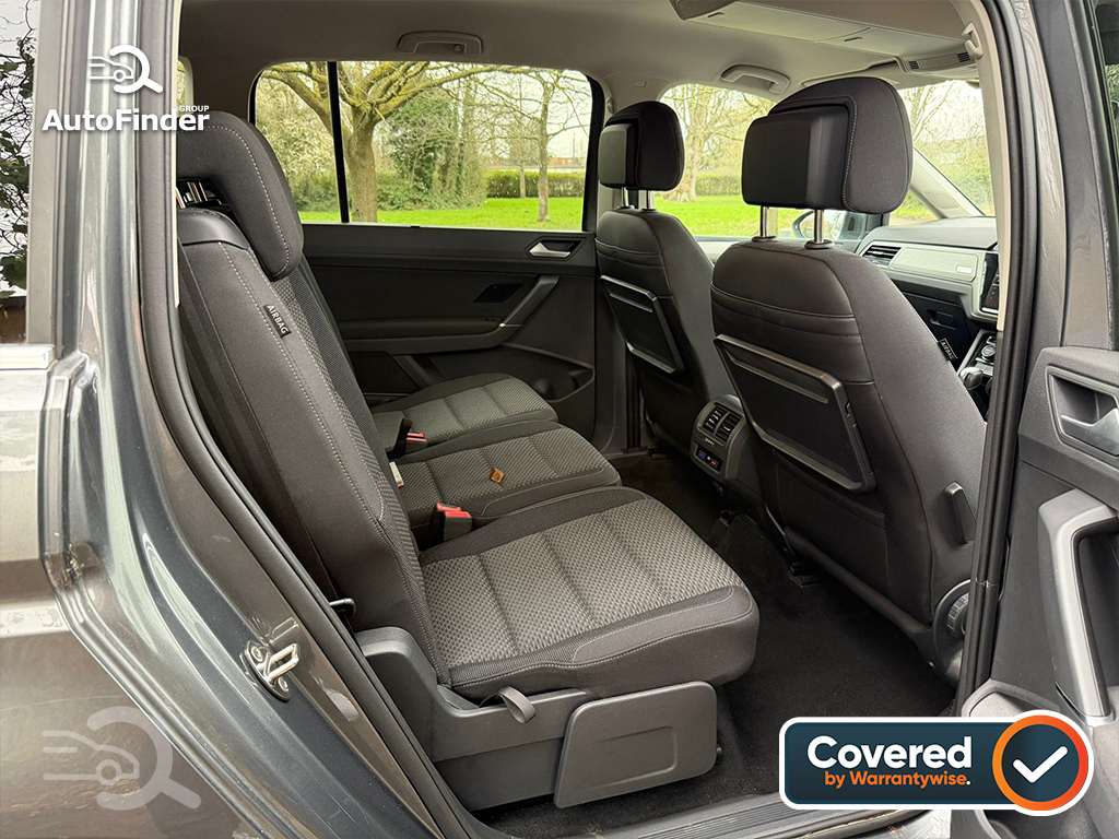 
								Volkswagen Touran full									