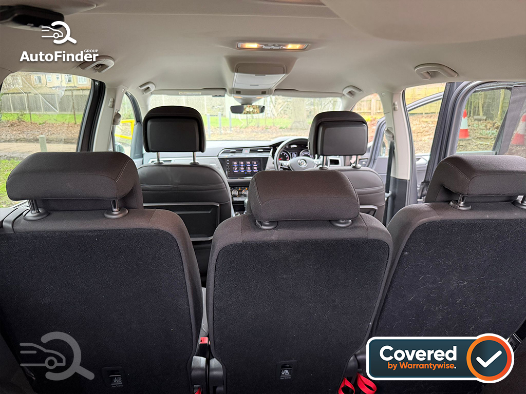 
								Volkswagen Touran full									