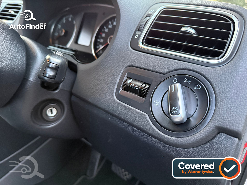 
								Volkswagen Polo 1.2 TSI full									