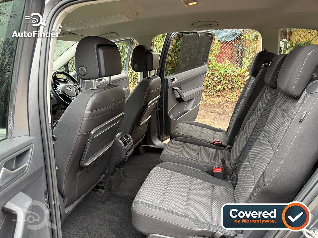 
								Volkswagen Touran full									