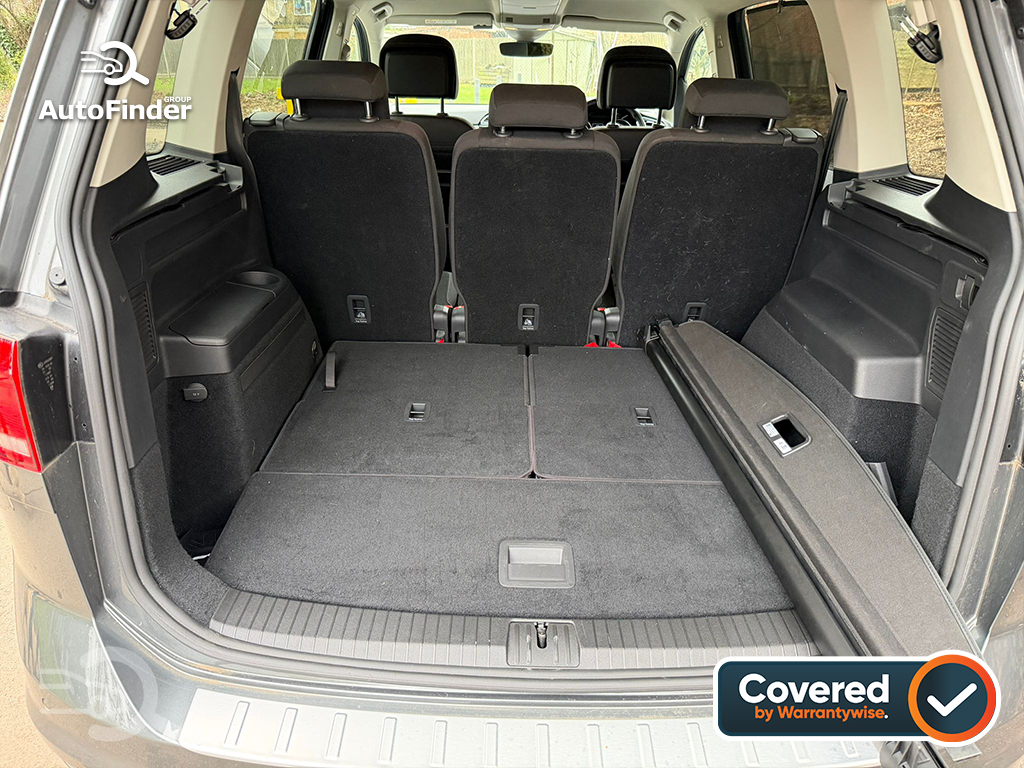 
								Volkswagen Touran full									