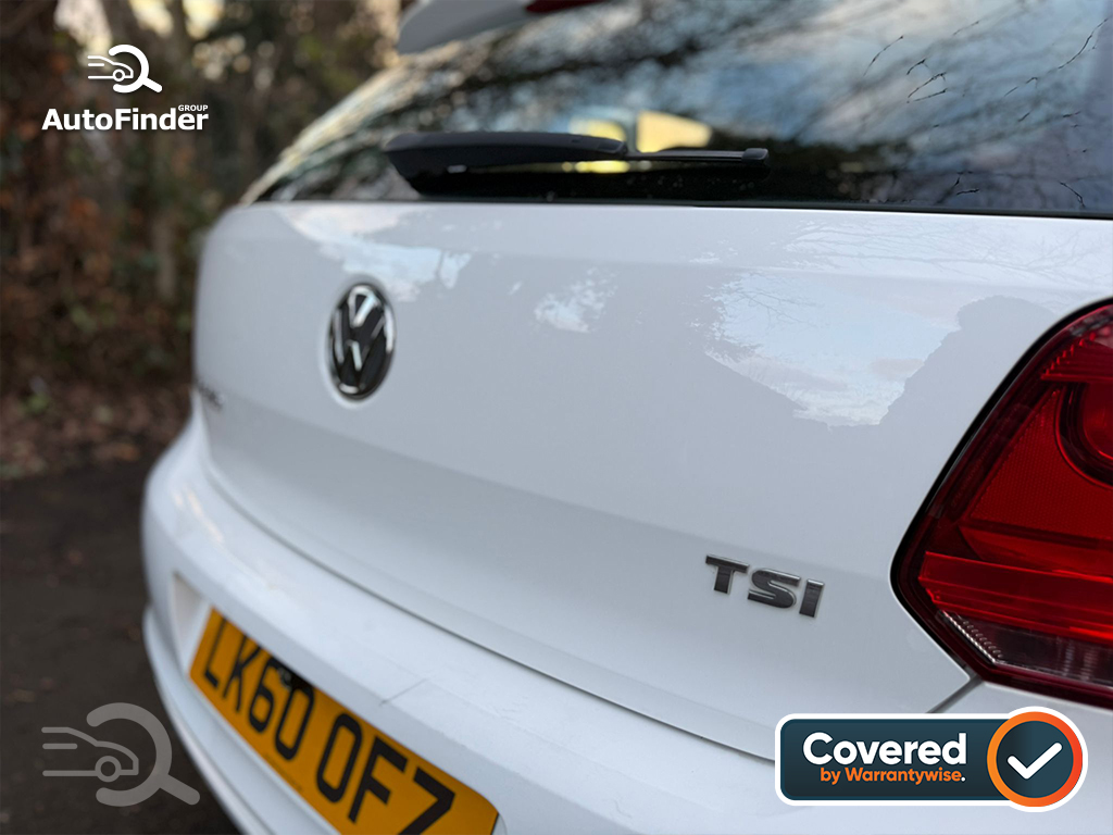 
								Volkswagen Polo 1.2 TSI full									