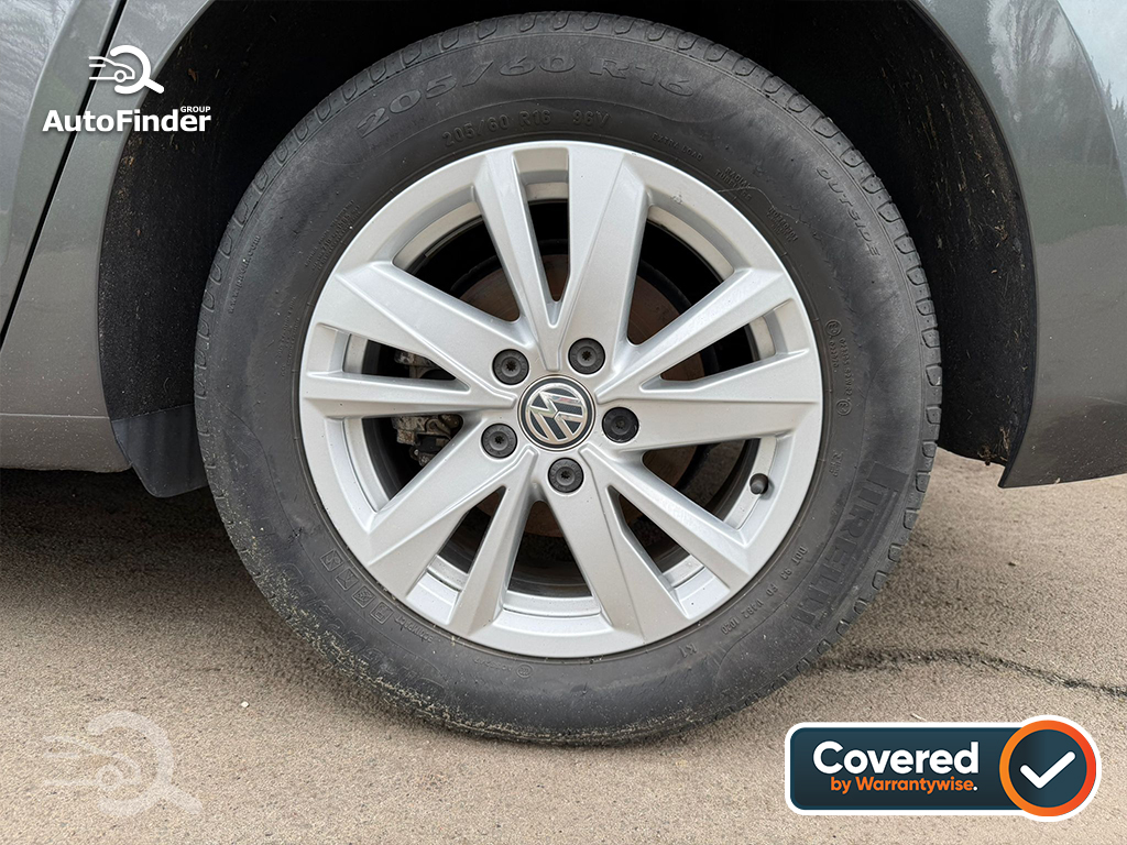 
								Volkswagen Touran full									