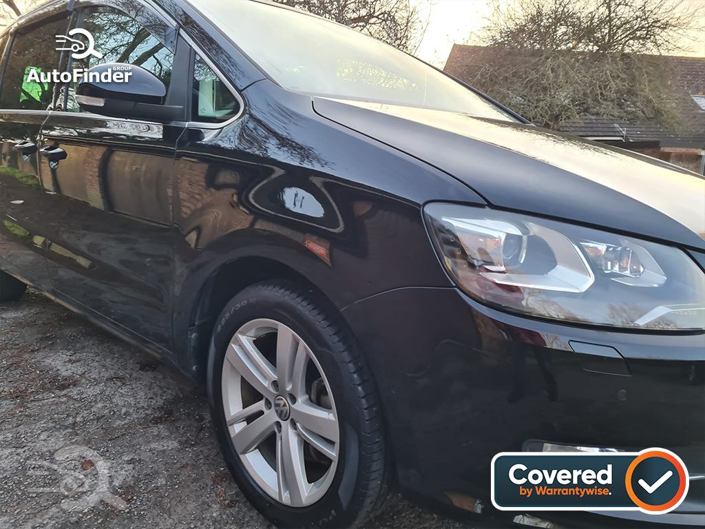 
								Volkswagen Sharan 1.4 TSI full									