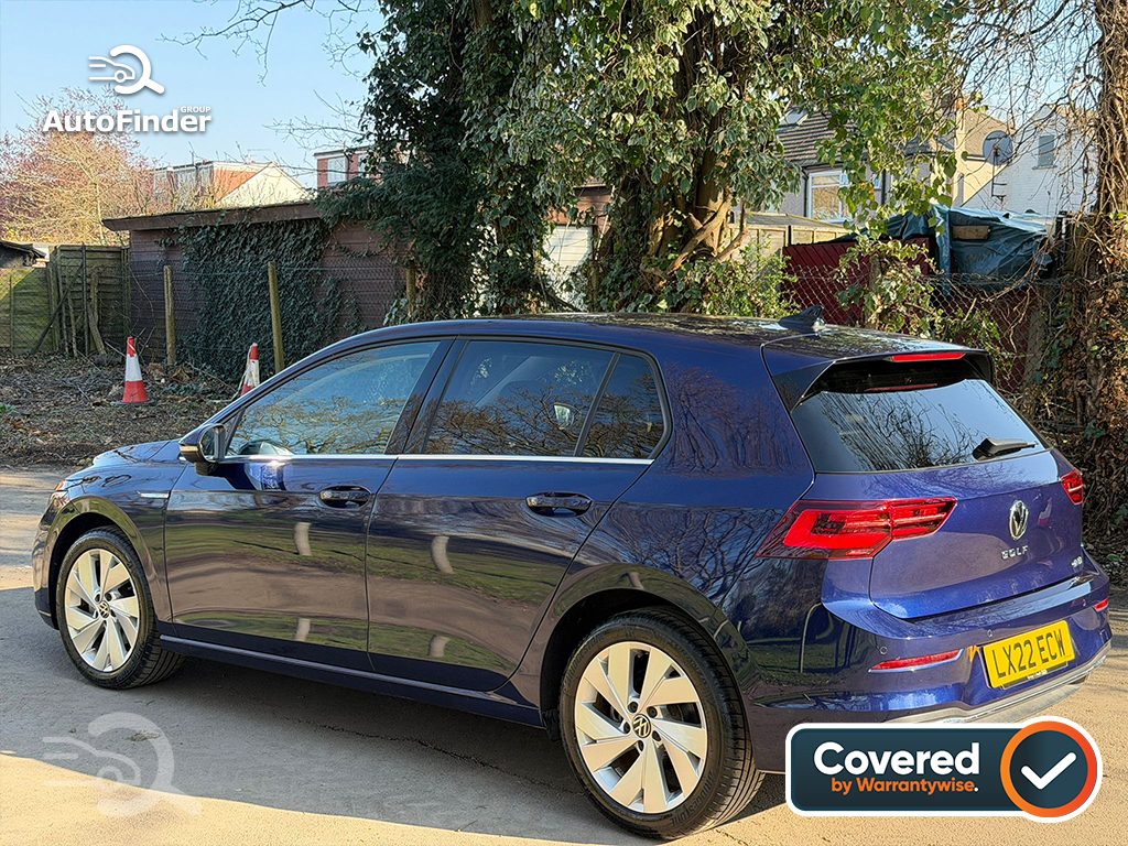 
								Volkswagen Golf full									