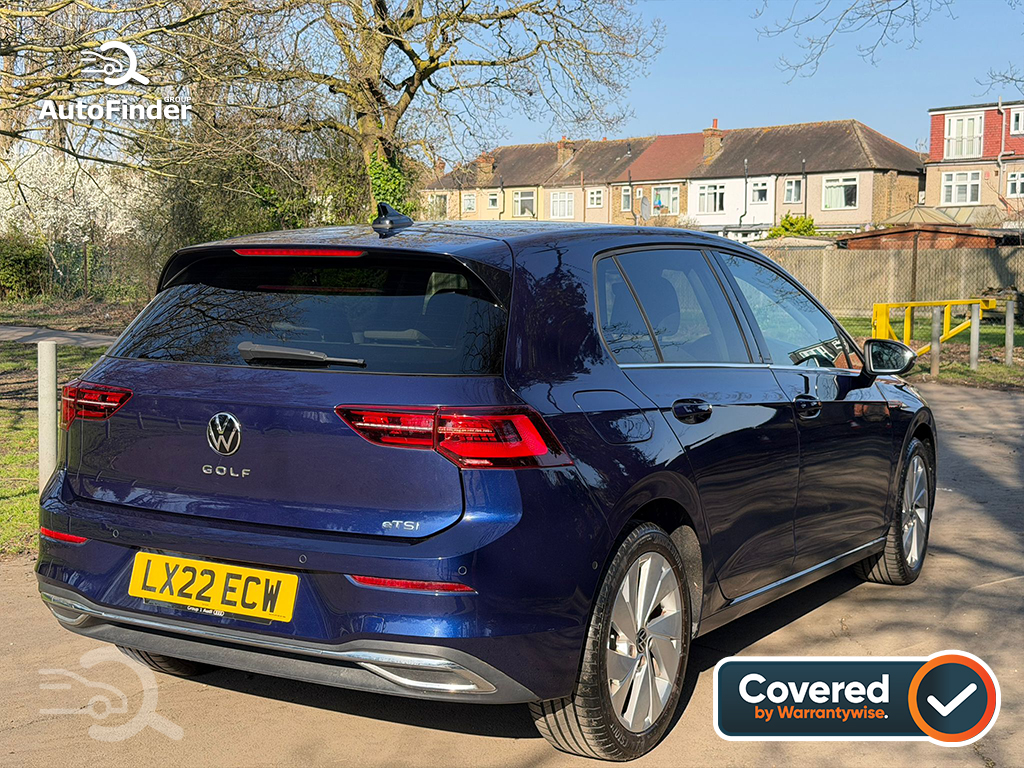 
								Volkswagen Golf full									