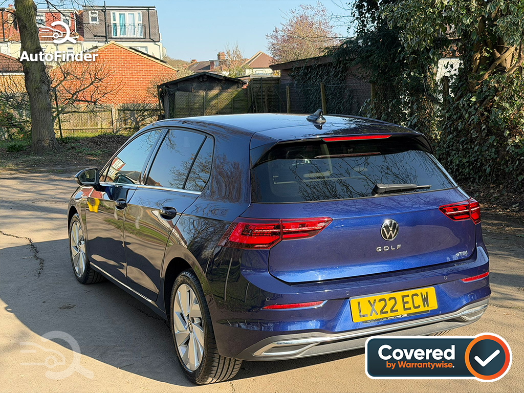 
								Volkswagen Golf full									