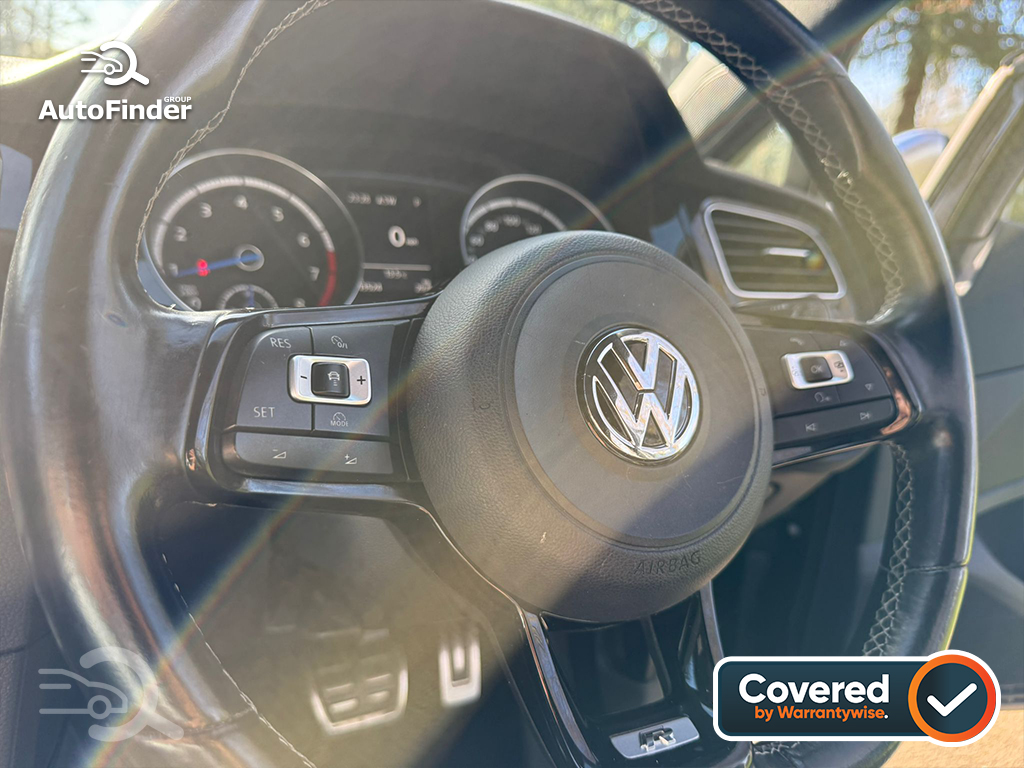 
								Volkswagen Golf R full									