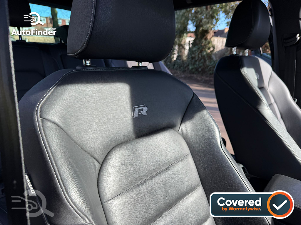 
								Volkswagen Golf R full									