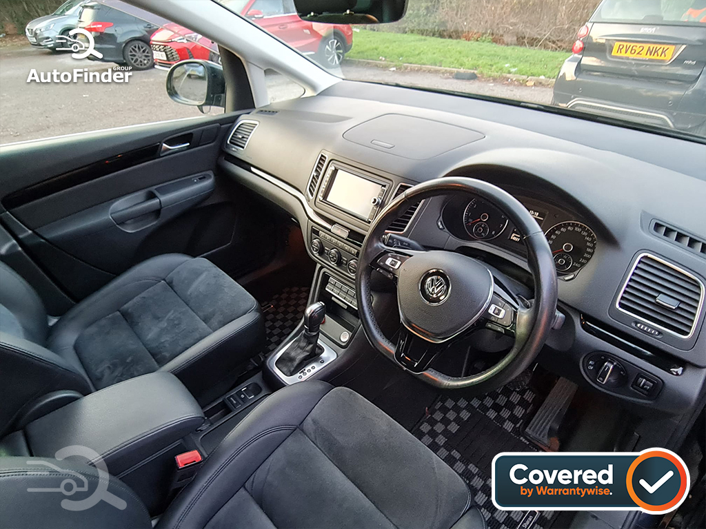 
								Volkswagen Sharan 1.4 TSI full									