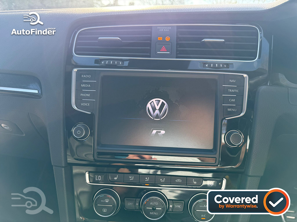 
								Volkswagen Golf R full									