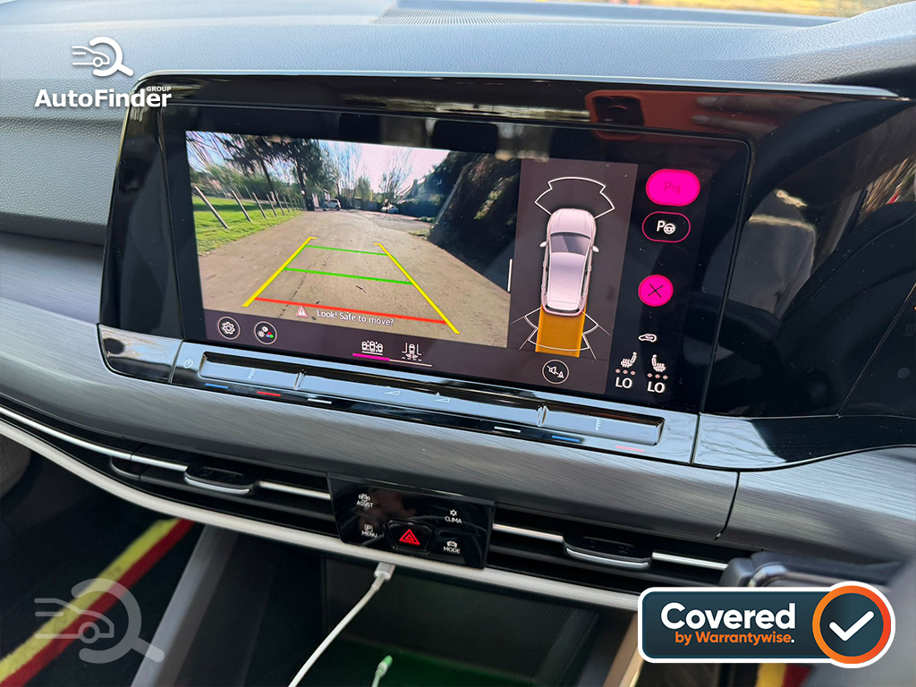 
								Volkswagen Golf full									