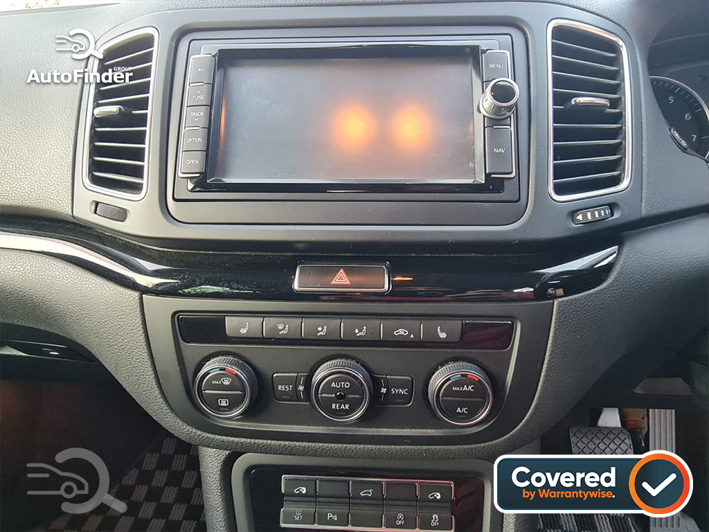 
								Volkswagen Sharan 1.4 TSI full									