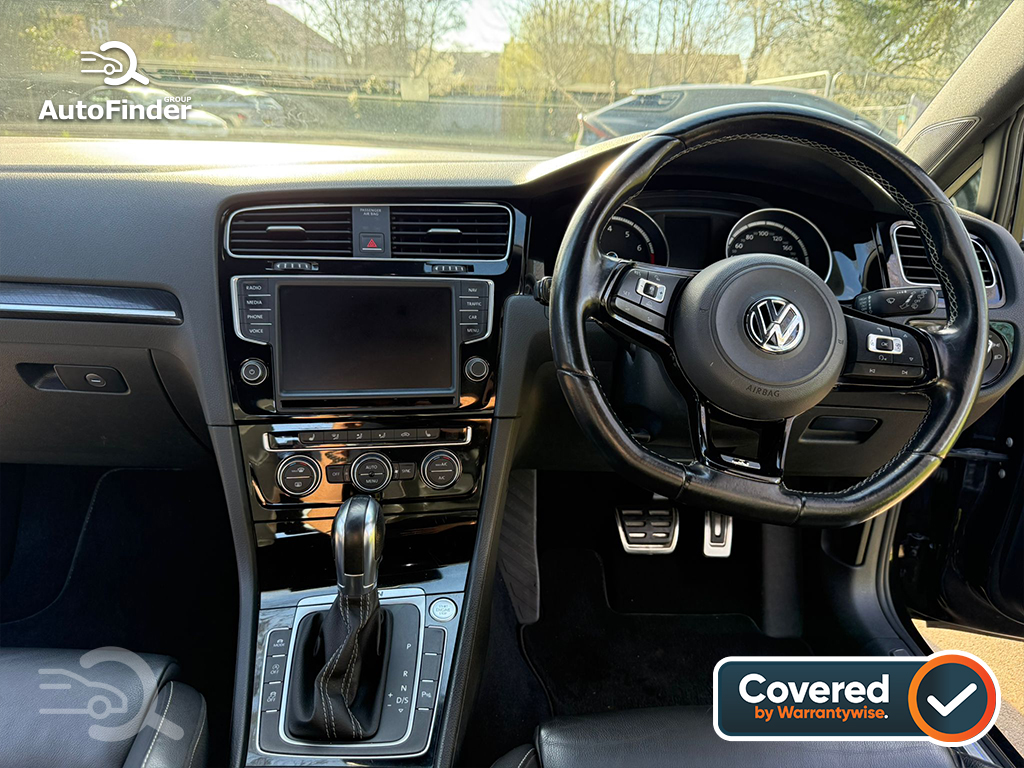 
								Volkswagen Golf R full									