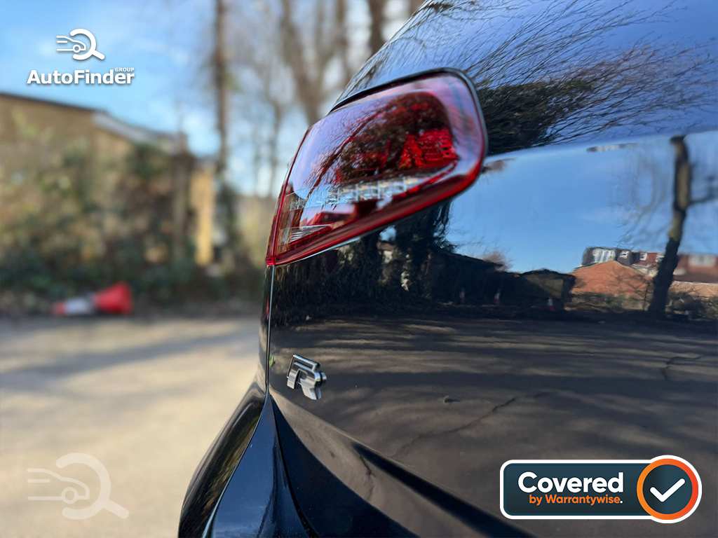 
								Volkswagen Golf R full									