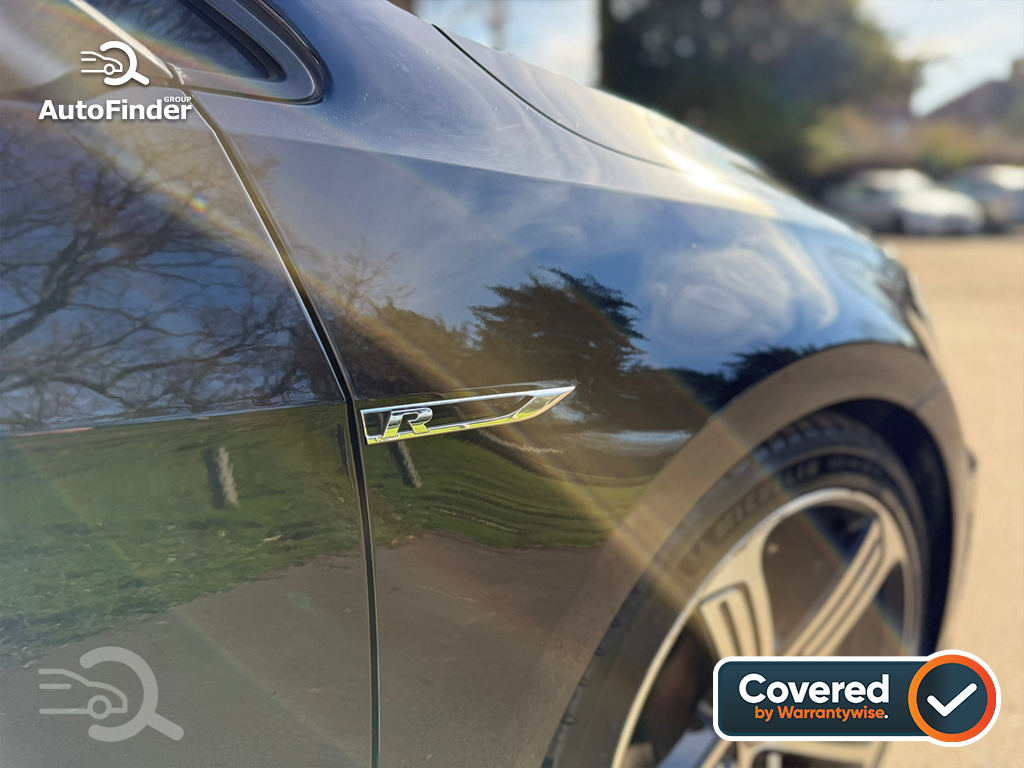 
								Volkswagen Golf R full									