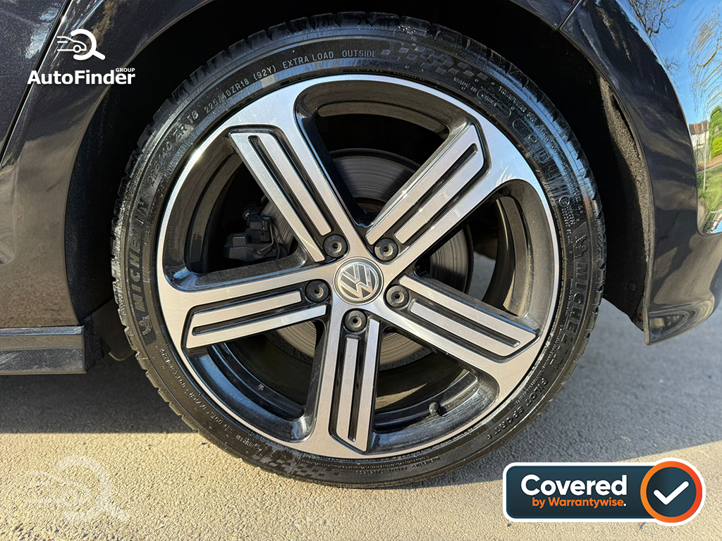 
								Volkswagen Golf R full									