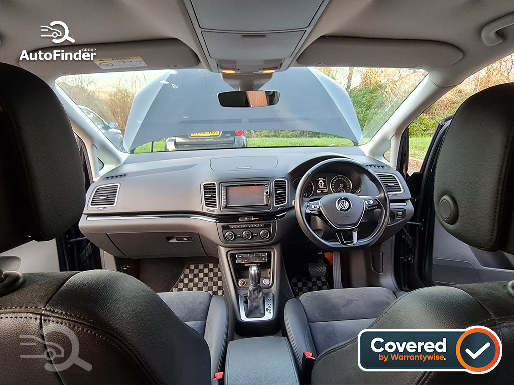 
								Volkswagen Sharan 1.4 TSI full									