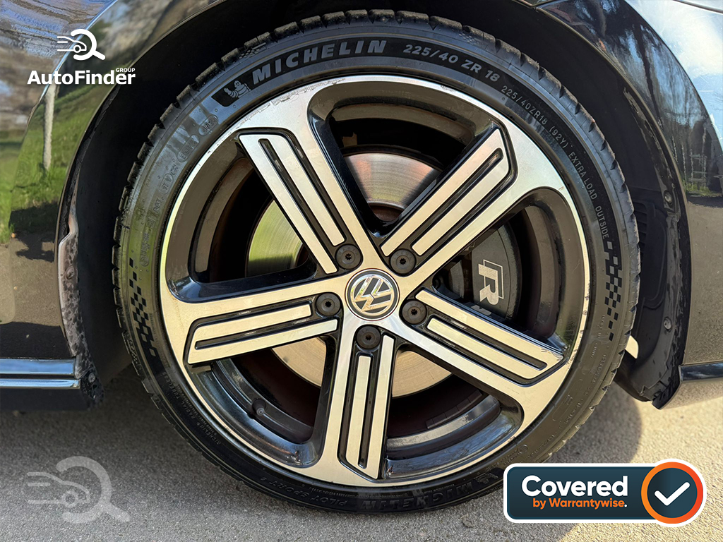 
								Volkswagen Golf R full									