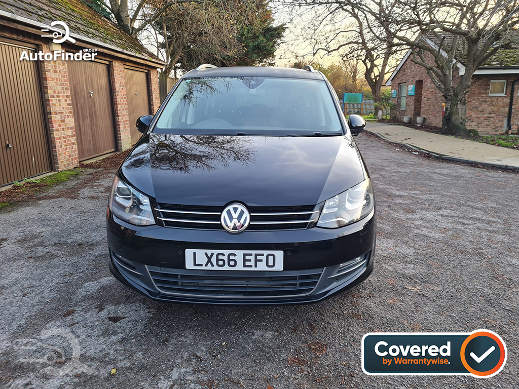 
								Volkswagen Sharan 1.4 TSI full									