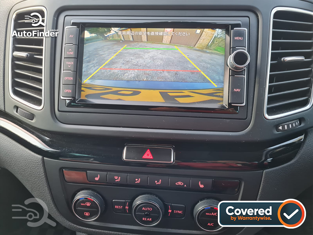 
								Volkswagen Sharan 1.4 TSI full									