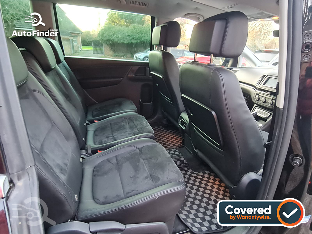 
								Volkswagen Sharan 1.4 TSI full									