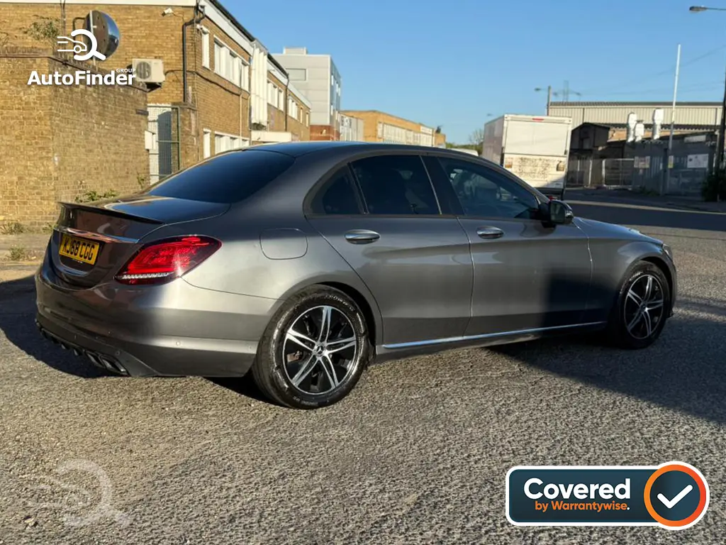 
								Mercedes Benz C220d Sport (Premium Plus) full									