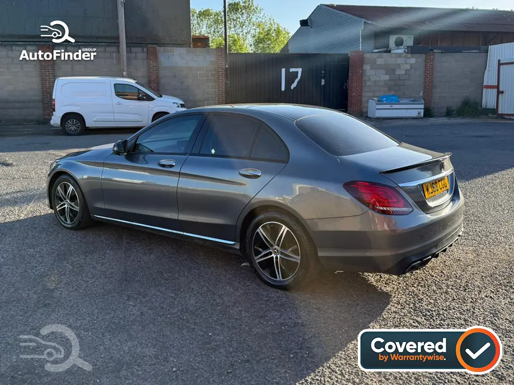 
								Mercedes Benz C220d Sport (Premium Plus) full									