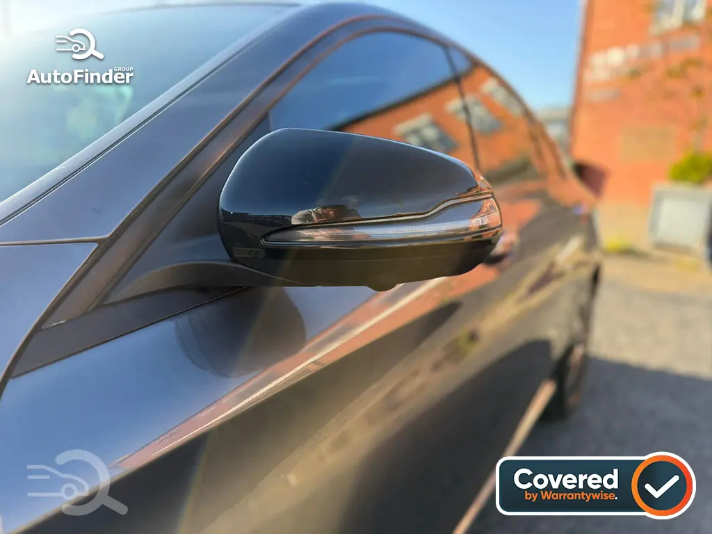 
								Mercedes Benz C220d Sport (Premium Plus) full									
