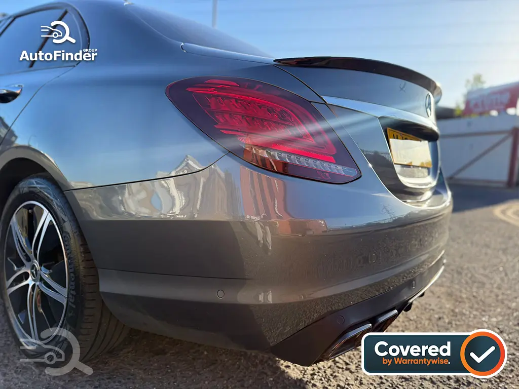 
								Mercedes Benz C220d Sport (Premium Plus) full									
