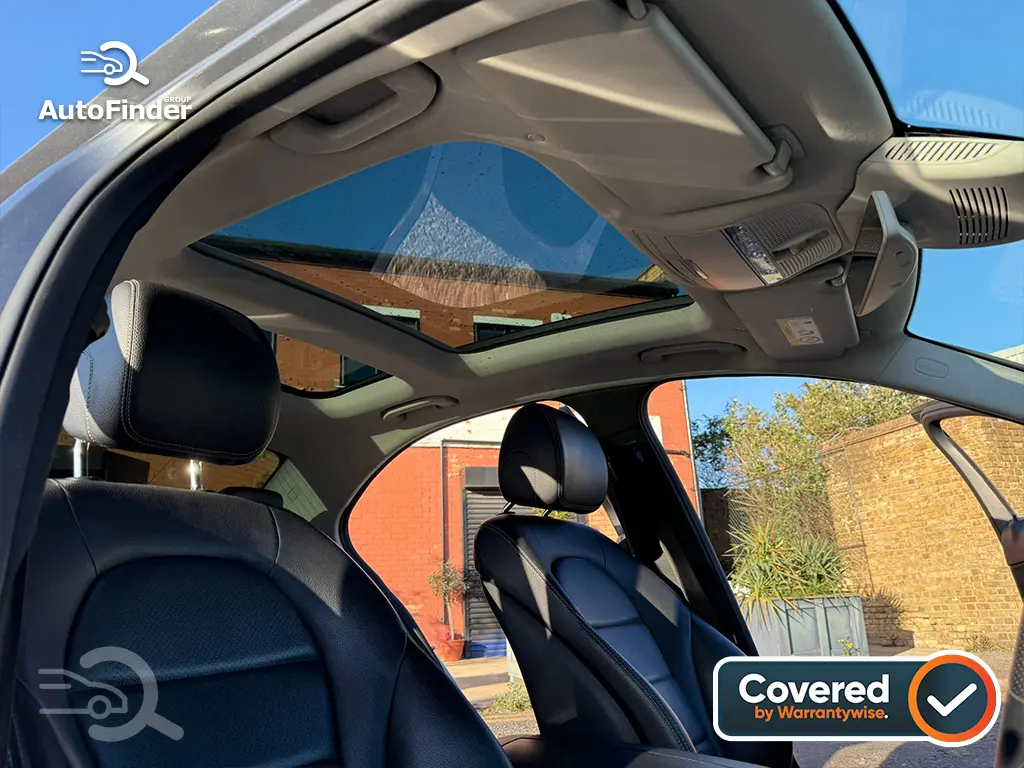 
								Mercedes Benz C220d Sport (Premium Plus) full									