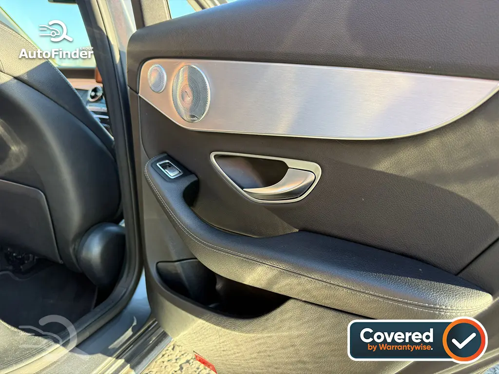 
								Mercedes Benz C220d Sport (Premium Plus) full									