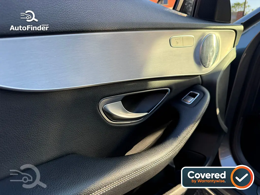 
								Mercedes Benz C220d Sport (Premium Plus) full									